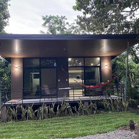 Bongalow Villa Sarchi ภายนอก รูปภาพ