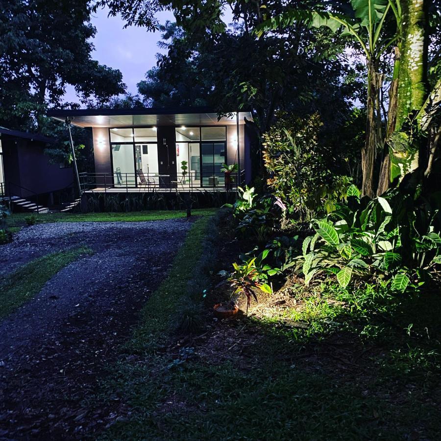 Bongalow Villa Sarchi ภายนอก รูปภาพ